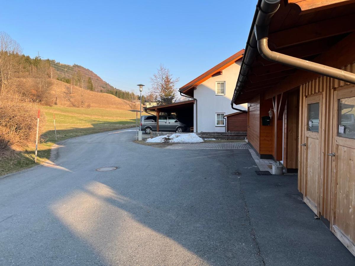Sonnenchalet Mit Sauna Kotschach-Mauthen Eksteriør billede